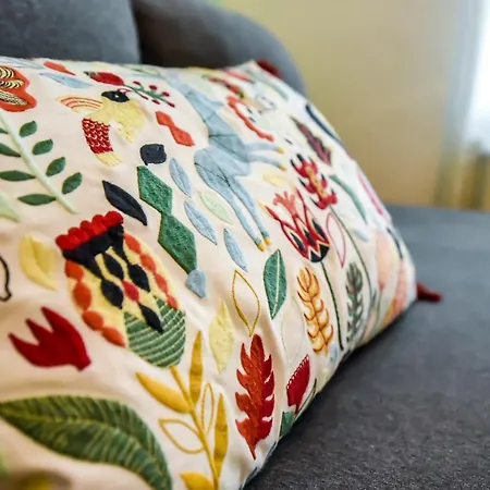 Double Old Town - Architectural Gem With Modern Flair