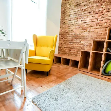 Double Old Town - Architectural Gem With Modern Flair Apartment *