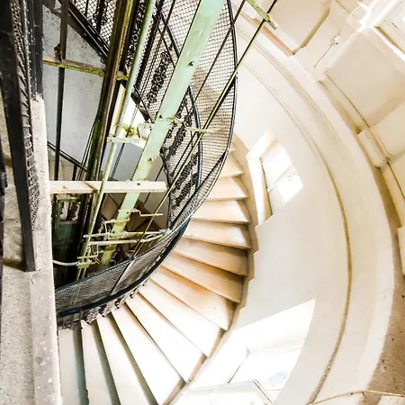 Elegantly Crafted Architectural Marvel Contemporary Dual Retreat In The Heart Of Old Town * Bucharest