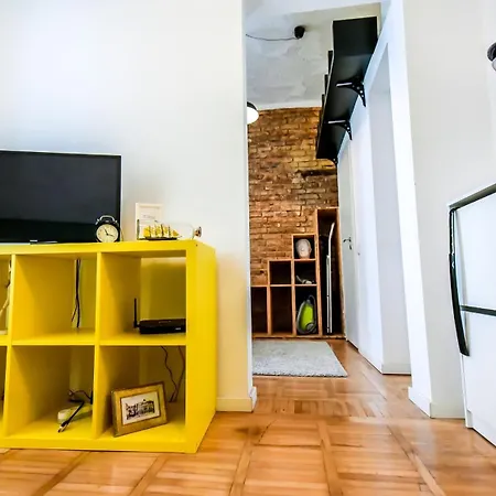 Apartamento Double Old Town - Architectural Gem With Modern Flair *