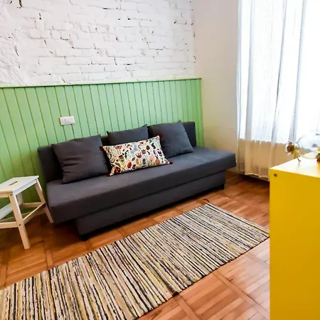 Architectural Gem With Modern Flair - Double Studio Old Town Apartment *