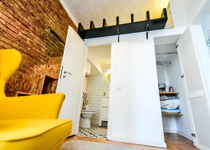 Architectural Gem With Modern Flair - Double Studio Old Town ブカレスト