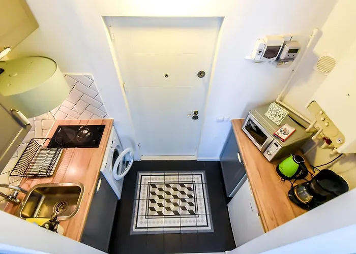 Double Old Town - Architectural Gem With Modern Flair