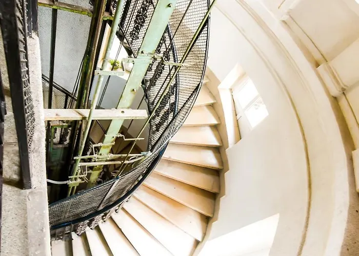 Architectural Gem With Modern Flair - Double Studio Old Town * Bucureşti